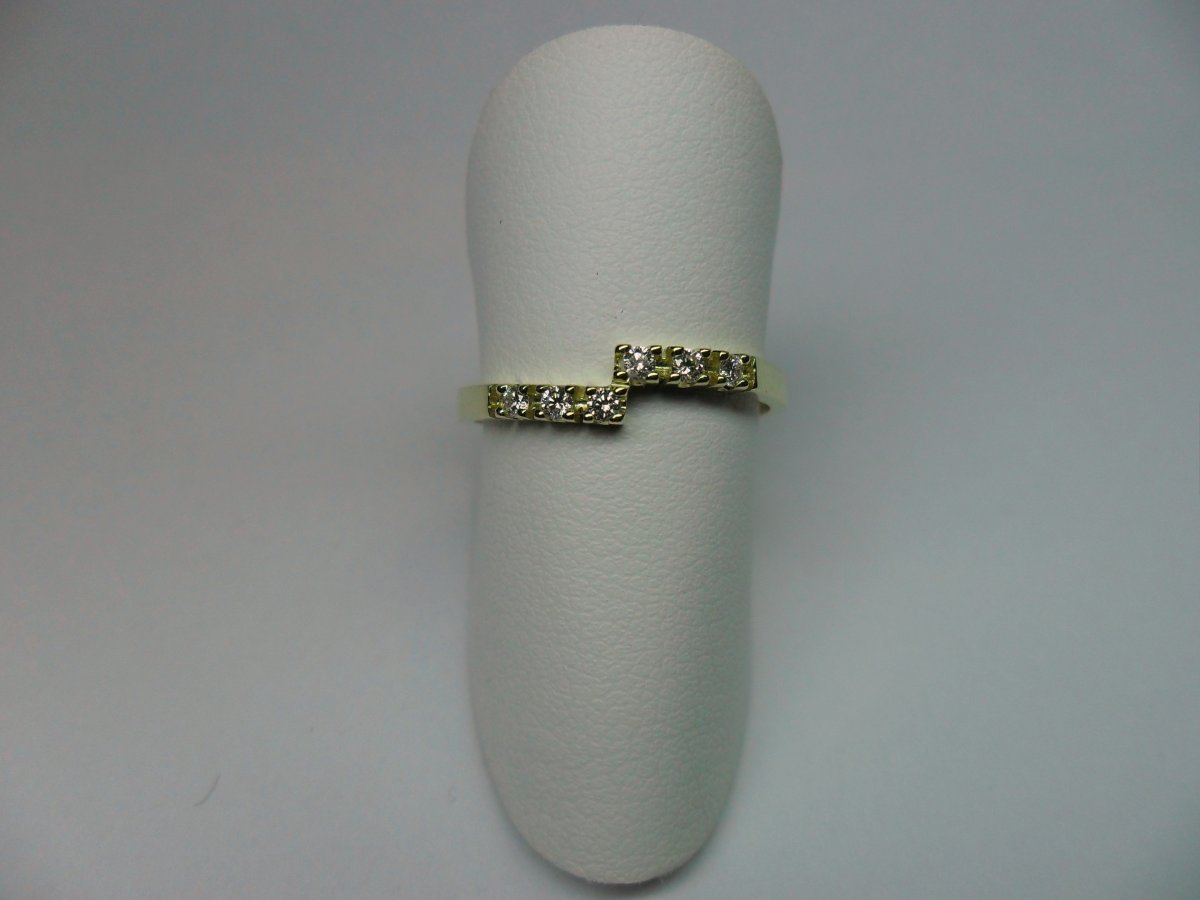 Twisted alliance ring